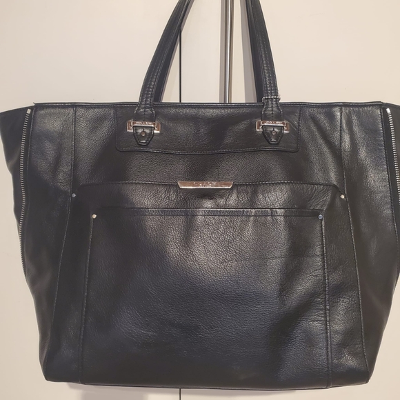 Coach Large Black Leather Taylor Tote, Silver Hardware - Picture 14 of 16
